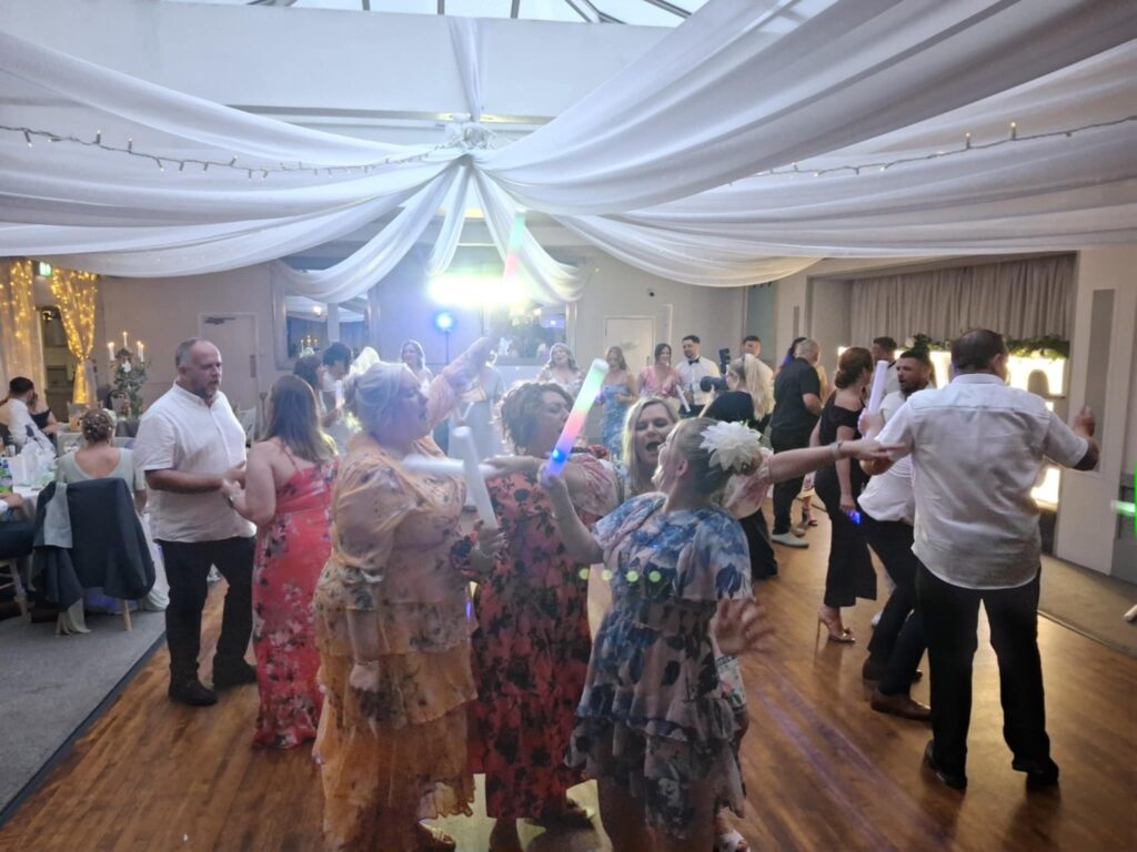 wedding dj services stirk house