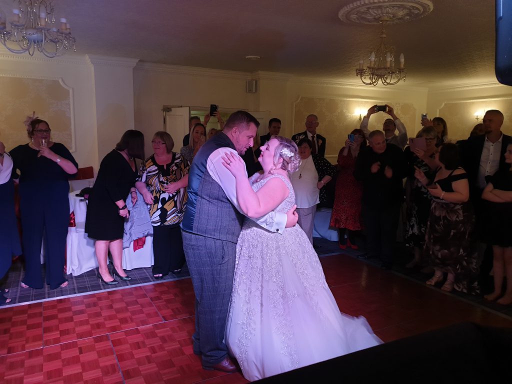 wedding DJ singleton lodge