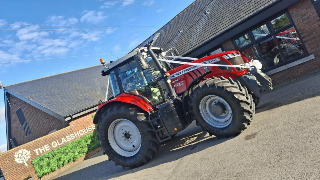 weddings glass house