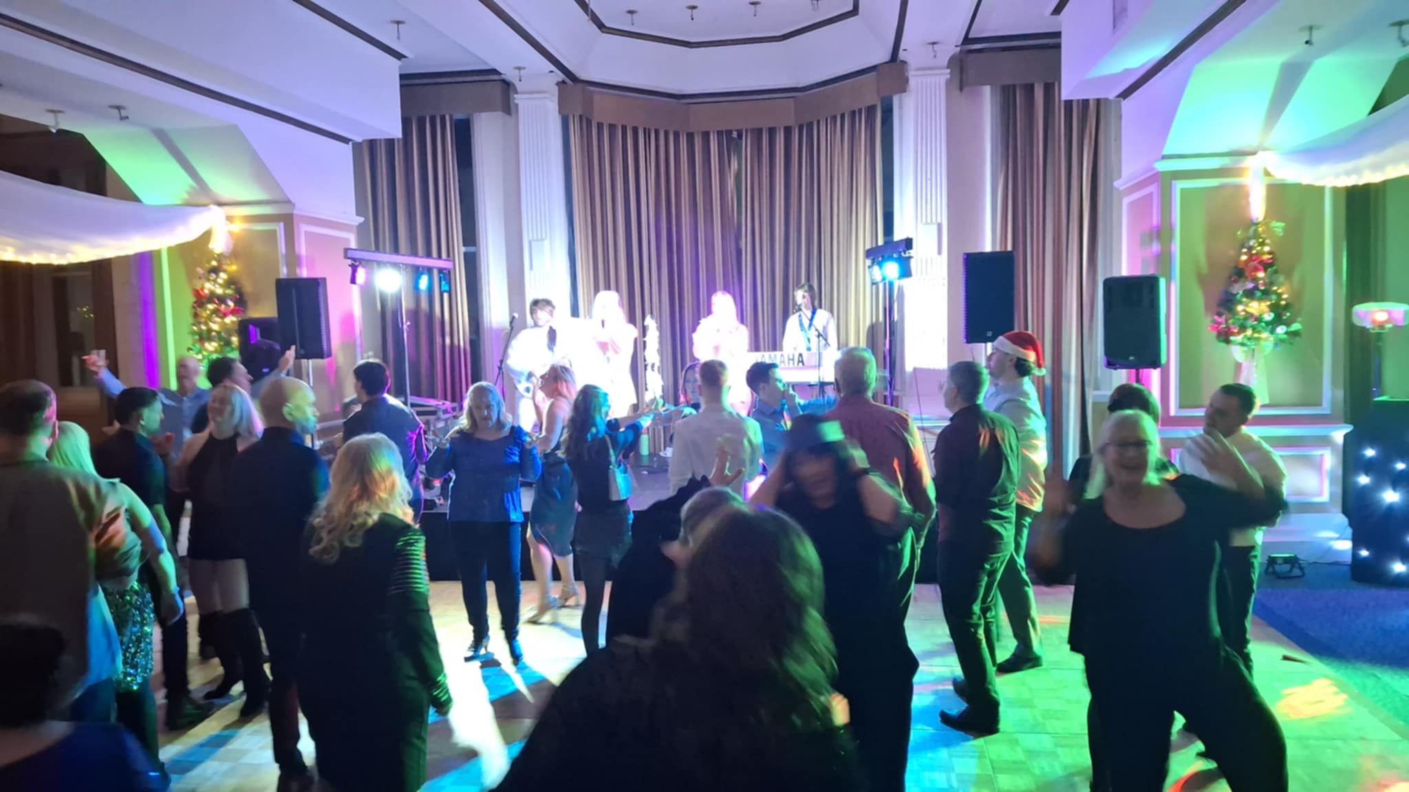 DJ & tribute band ABBA