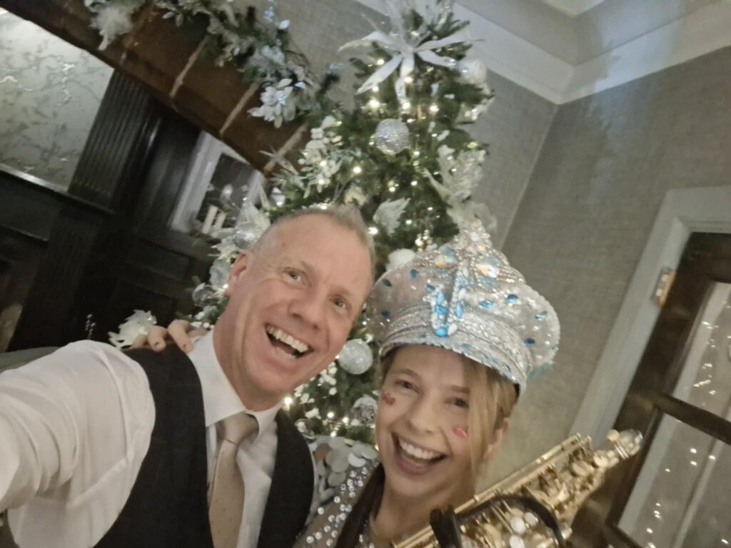 wedding dj & saxophonist