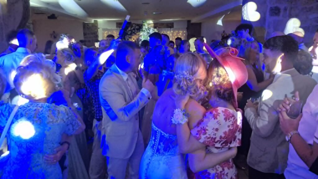 wedding party beeston manor