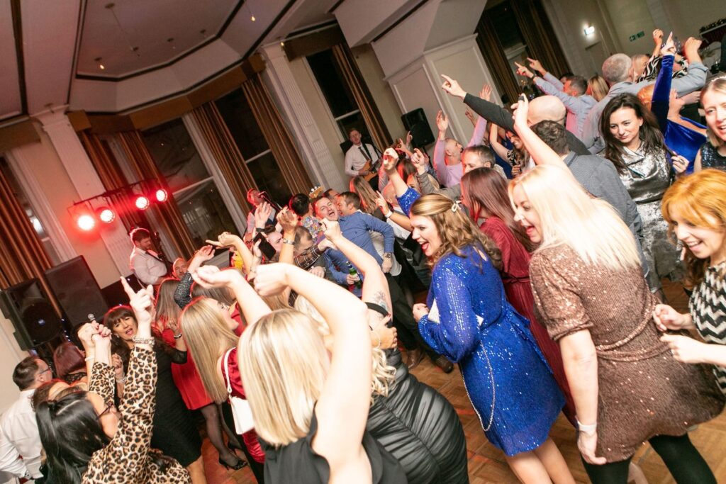 DJ & party band blackpool